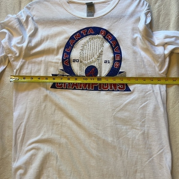 Golden Atlanta Braves World Series 2021 White Long Sleeve Tshirt Sparkle Size L - Picture 5 of 9